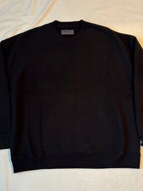 Abercrombie Essential Crew Sweatshirt - Black - Size XL